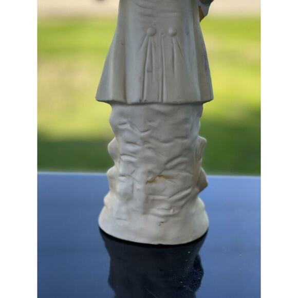 Vintage Colonial Bisque Figurine Victorian Style Man Playing Violin - Picture 13 of 14